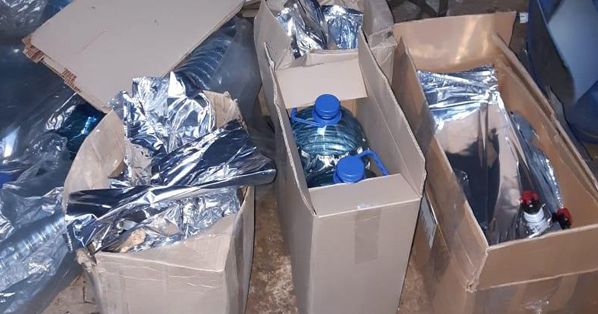Житель Кривого Рога превратил гараж в цех по производству нелегального алкоголя