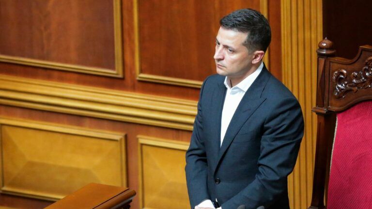Зеленський у Раді: Не красти – замало, нових облич – замало