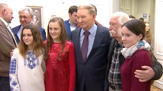 У Києві відкрили унікальну виставку картин за сприяння фонду Леоніда Кучми