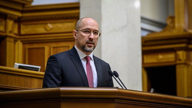 Работу транспорта возобновят во время адаптивного карантина — Шмыгаль