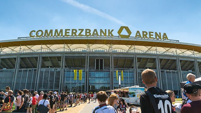Айнтрахт стадион