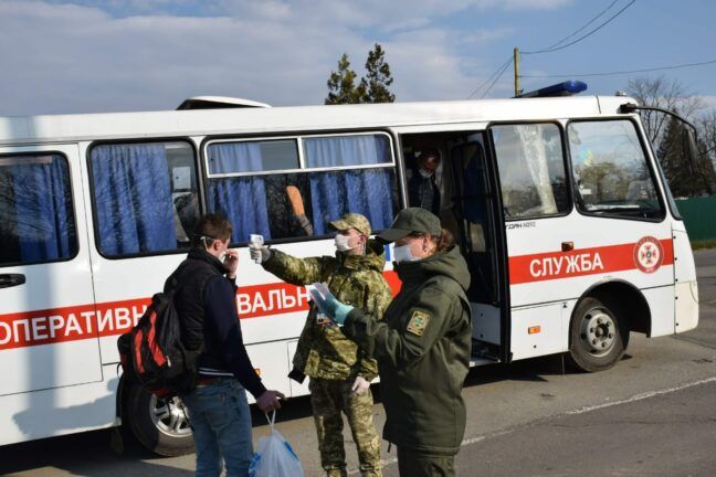 37 тис. українців повернулися додому 27 березня – прикордонники