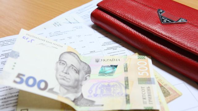 Платежи за коммуналку: харьковчанам уменьшат стоимость тепла и горячей воды за апрель