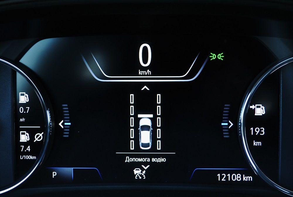 Тест-драйв Opel Insignia: строгий немец