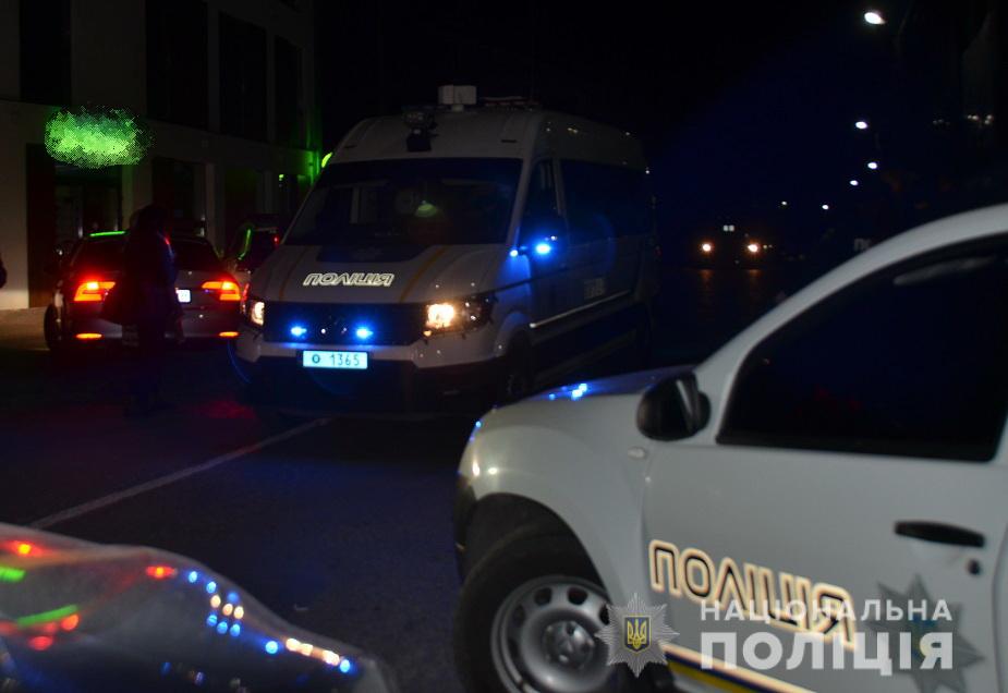 На Львовщине полиция задержала мужчину, который угрожал взорвать ресторан На Львовщине полиция задержала мужчину, который угрожал взорвать ресторан