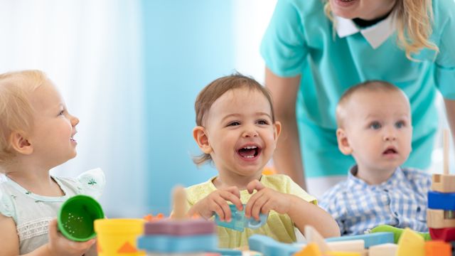 зарплата вихователя