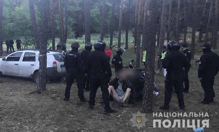 Напали на полицию с топорами и оружием: на Харьковщине задержали поселенцев Сечи На Харьковщине задержали поселенцев Слобожанской Сечи за нападения на полицейских