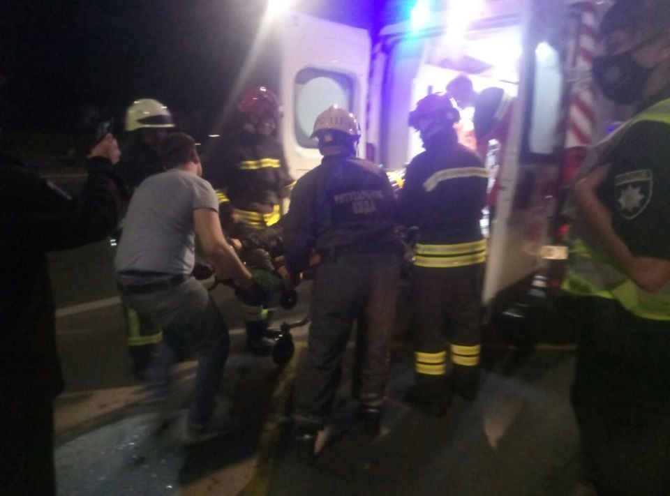 В парке Бабий Яр мужчина упал в 20-метровый колодец Чоловік впав у криницю в Бабиному яру