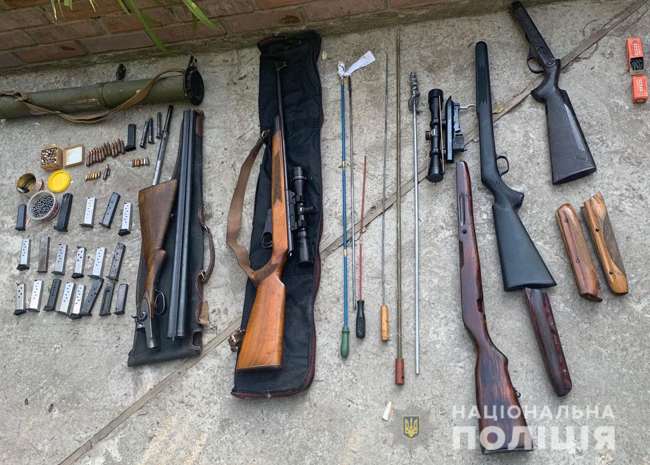 Гранатомет и карабин: у жителя Днепра нашли арсенал оружия У жителя Днепра нашли арсенал оружия