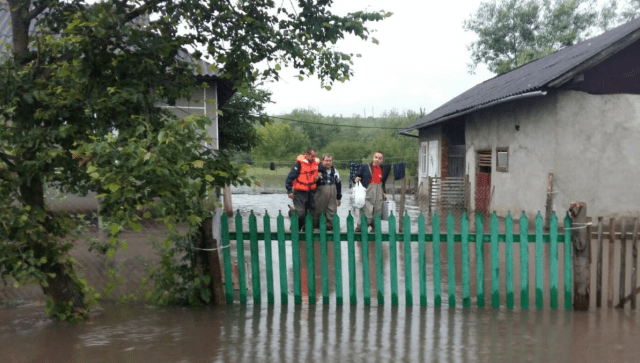 Фото: ДСНС Негода в Україні