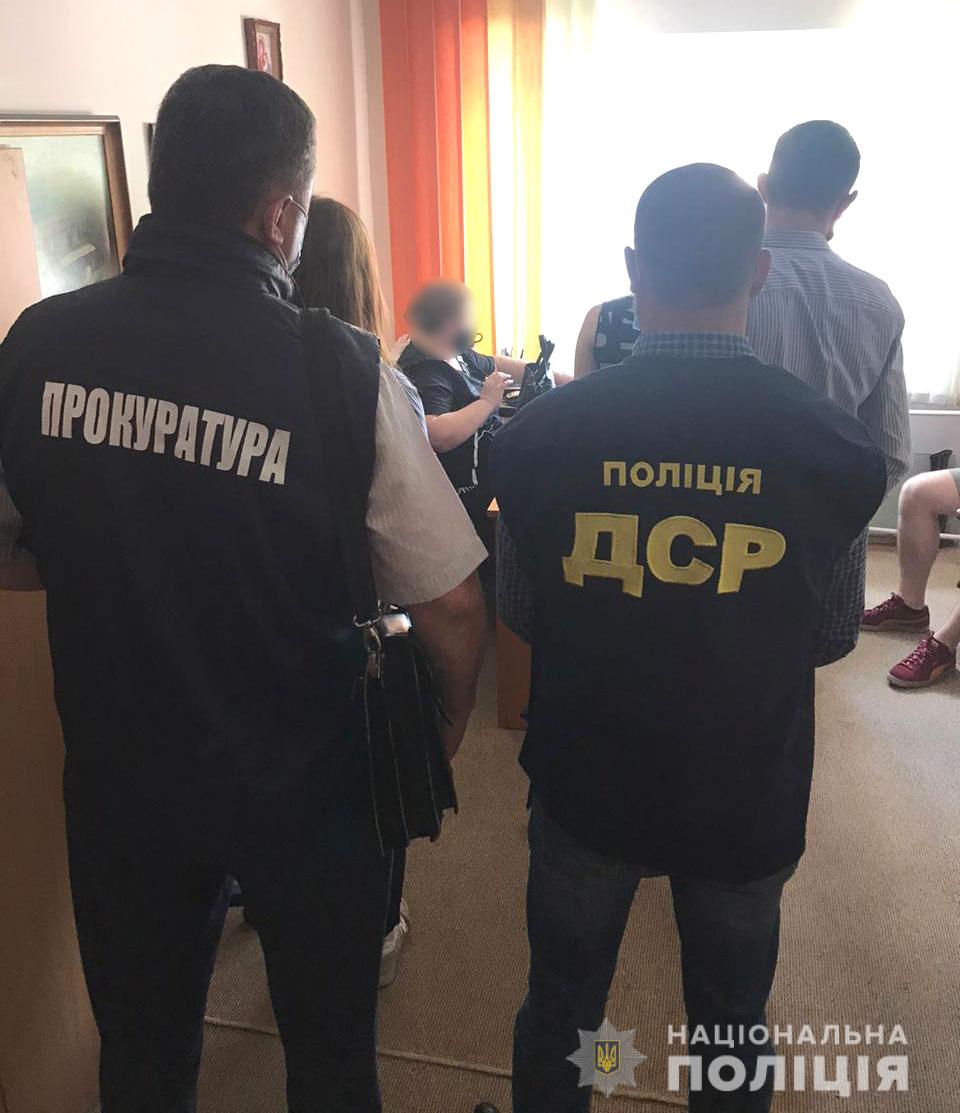 В Ровно на взятке $700 задержали заведующую кафедрой университета В Ровно на взятке задержали заведующую кафедрой ВУЗа