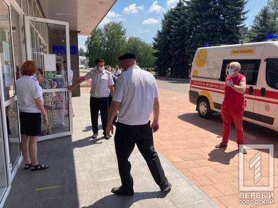 В Кривом Роге во время сессии горсовета умер депутат Бризецкий Умер Александр Бризецкий - депутат Криворожского горсовета