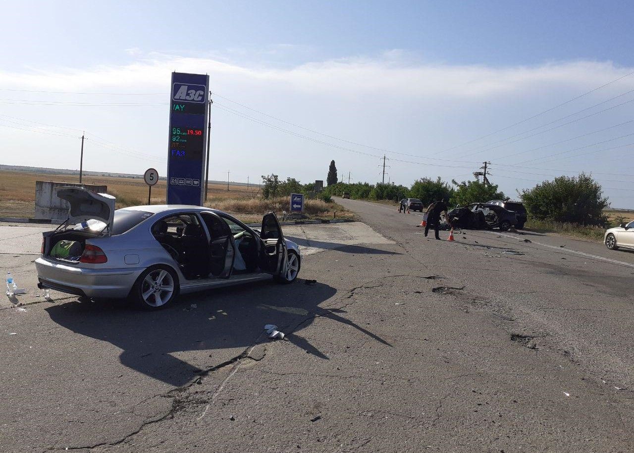 В Запорожской области столкнулись автомобили - пострадали четыре ребенка В Запорожской области столкнулись автомобили