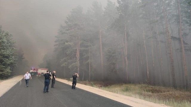 Пожар в Луганской области: в Северодонецк приехал Зеленский, все подробности трагедии Пожар в Луганской области: что происходит в Северодонецке, Смоляниново (фото, видео)