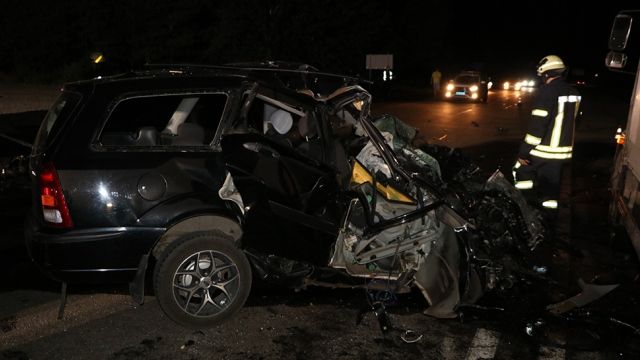 Масштабное ДТП в Днепре: двое погибших, трое в больнице ДТП в Днепре: две жертвы и трое пострадавших