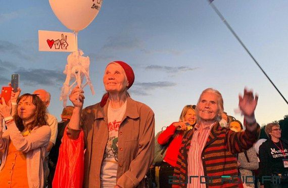 Протесты в Беларуси: в Минске более 30 тыс. человек вышли на улицы
