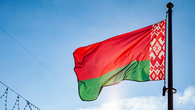 В полном составе: Беларусь высылает весь персонал посольства Латвии