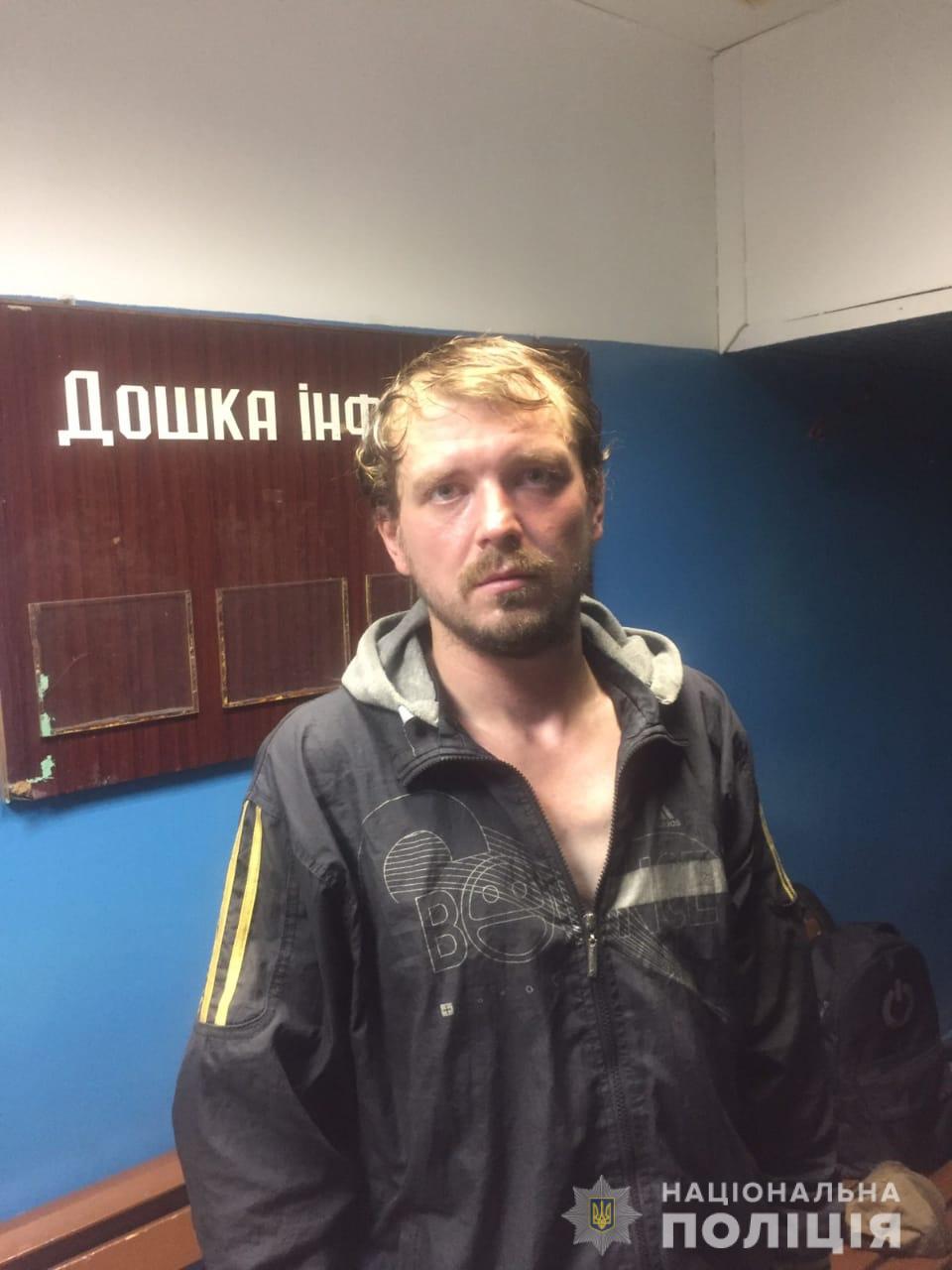 “Служил” у Гиркина: на Майдане Независимости в Киеве задержали боевика “ДНР” “Служил” у Гиркина: на Майдане Независимости в Киеве задержали боевика “ДНР”