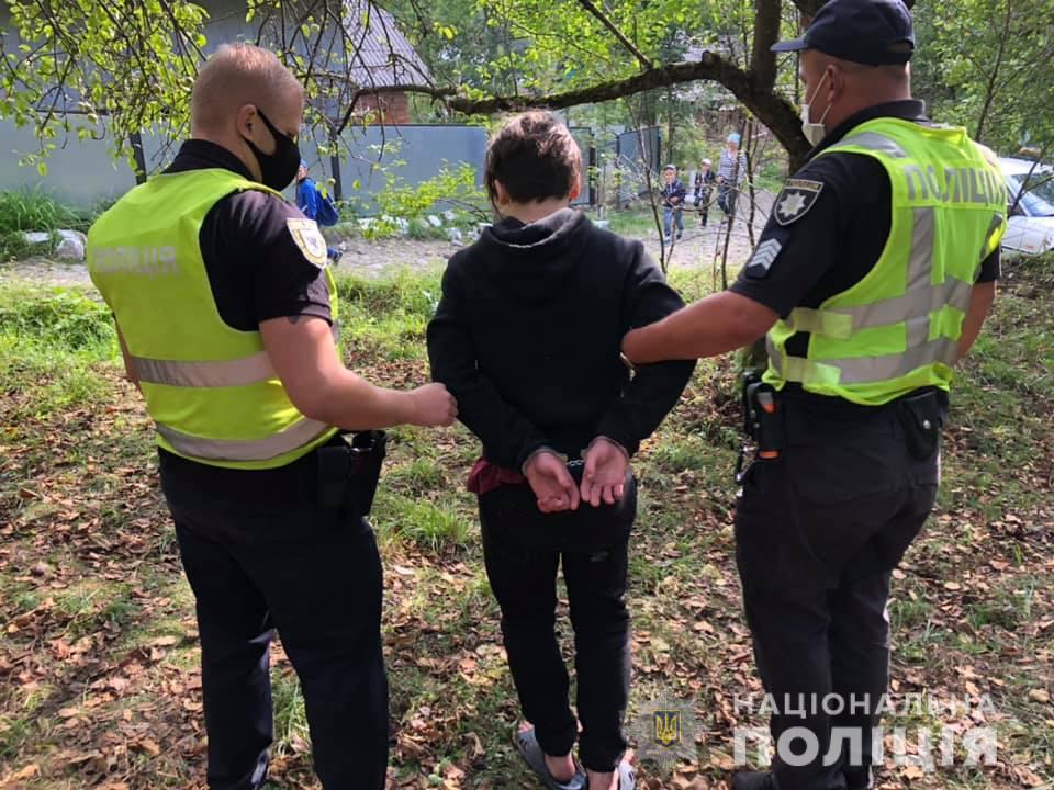 Дабл-килл: подросток расправился с дедушкой и бабушкой и похвастался в сети Дабл-килл: подросток расправился с дедушкой и бабушкой и похвастался в сети