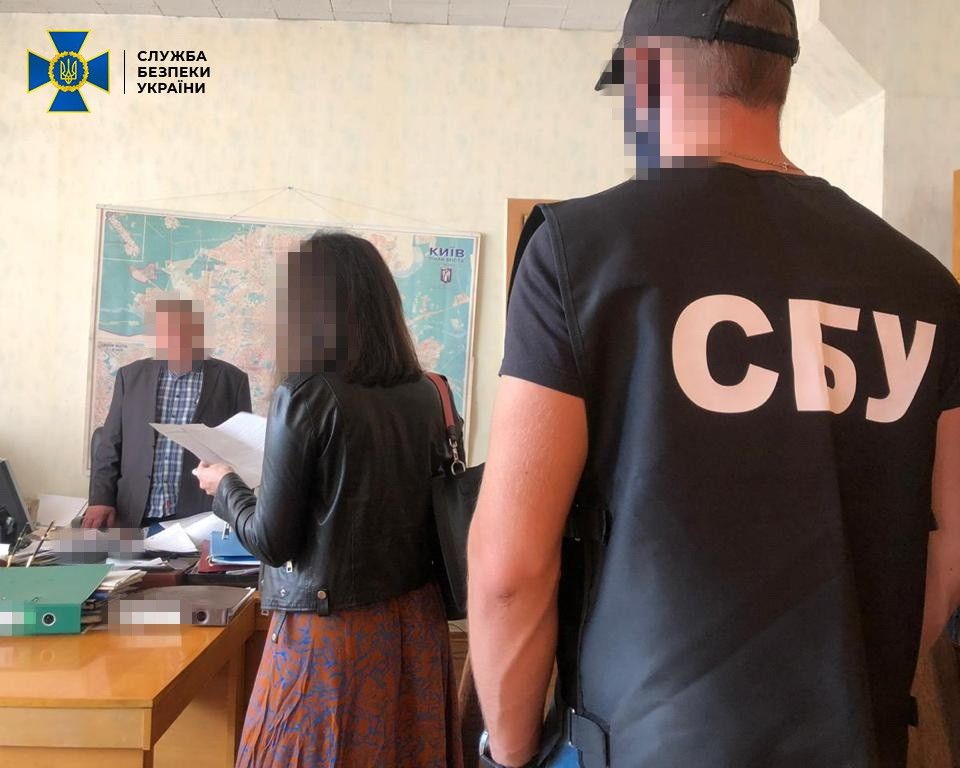 Руководителя предприятия НАН Украины задержали за взятку в $200 тыс. Руководителя предприятия НАН Украины задержали за взятку в $200 тыс.