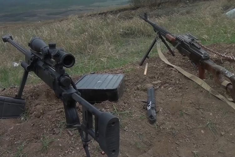 Азербайджан показал трофеи, захваченные в бою с армянскими войсками