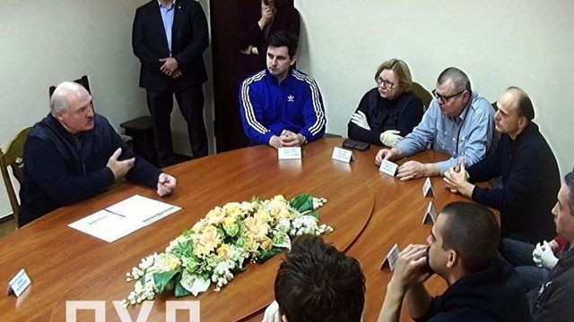 Лукашенко в СИЗО встретился с арестованными оппозиционерами
