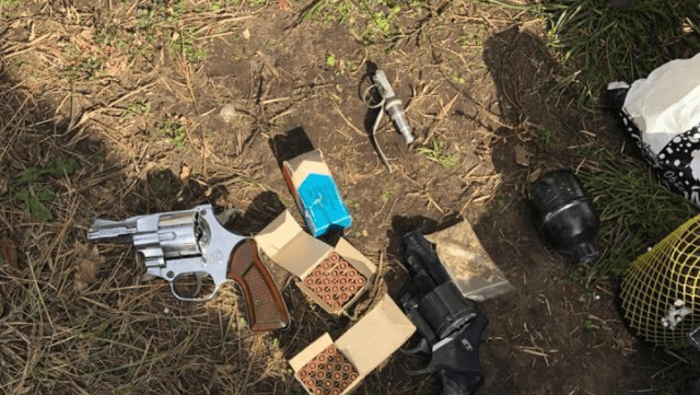 В доме на Позняках, где произошел взрыв, нашли арсенал оружия Зброя