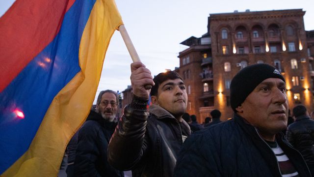 Армения и Азербайджан договорились о перемирии в Нагорном Карабахе