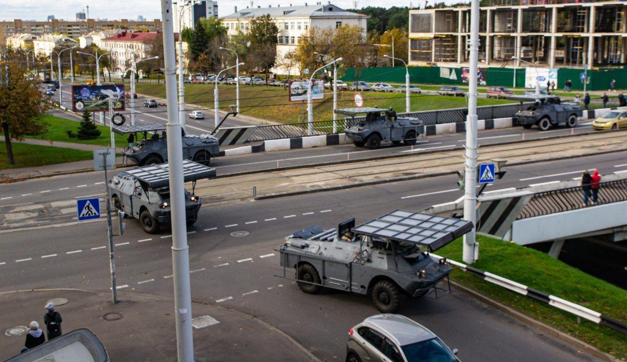 Протесты в Беларуси: в Минске проходит Партизанский марш
