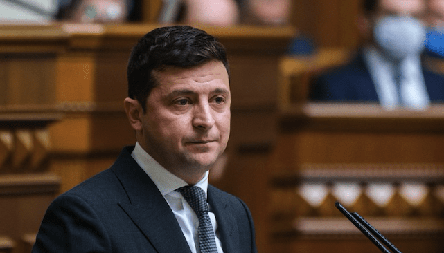 Справедливість і народовладдя: головне зі щорічного звернення Зеленського до Ради Владимир Зеленский в Раде
