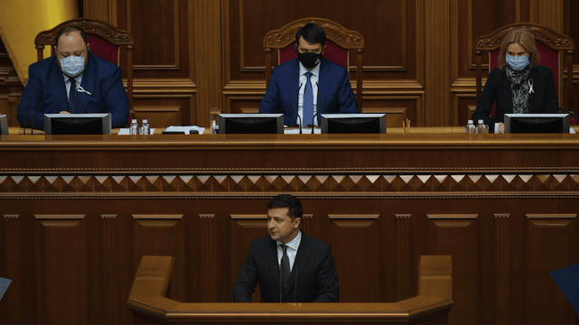 Справедливість і народовладдя: головне зі щорічного звернення Зеленського до Ради Владимир Зеленский в Раде