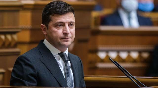 Канабіс як додатковий стимул для молоді: для чого Зеленському опитування та хто за це платитиме Володимир Зеленський