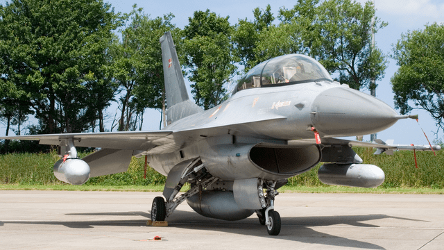 F-16