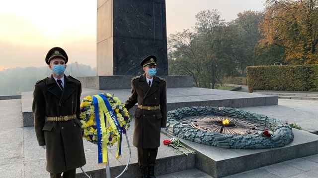 День визволення України від фашистських загарбників: привітання Зеленського