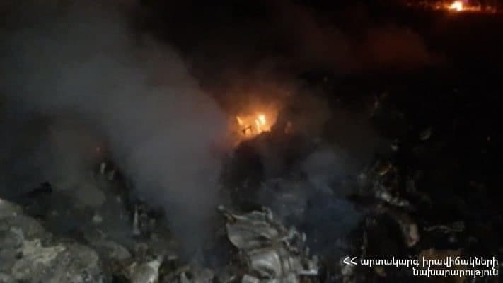 Азербайджан случайно сбил российский вертолет Ми-24 — двое погибших Азербайджан сбил российский вертолет Ми-24 в Армении (ФОТО и ВИДЕО)