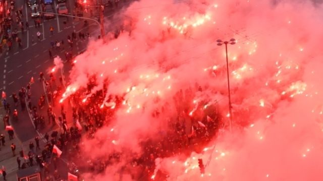 Во время Марша независимости в Польше произошли столкновения с полицией