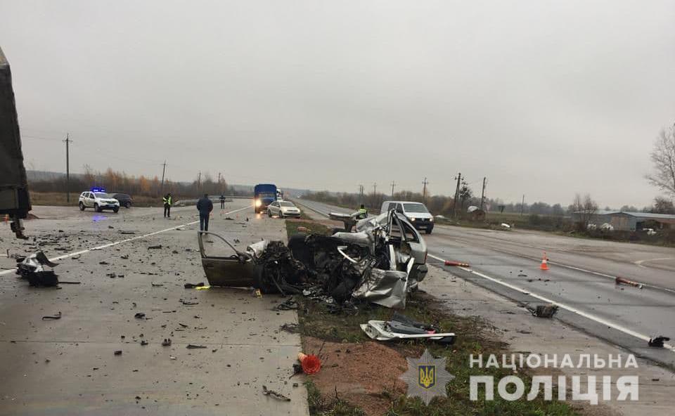 Три человека погибли в ДТП на трассе Киев-Чоп в Житомирской области ДТП на Житомирщині