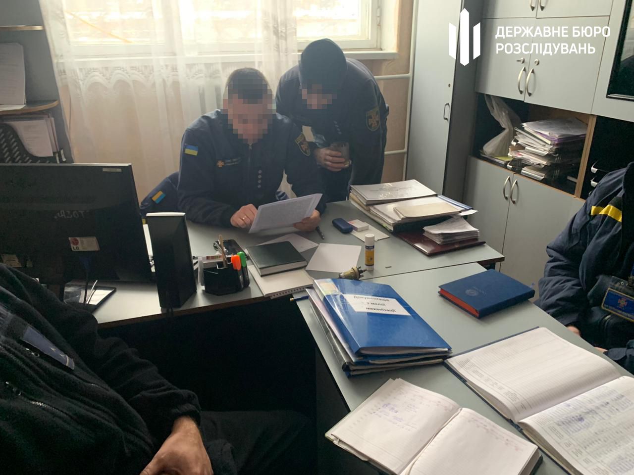 Воровали топливо: ГБР назвало новые возможные причины пожаров в Луганской области Воровали топливо: ГБР назвало новые возможные причины пожаров в Луганской области