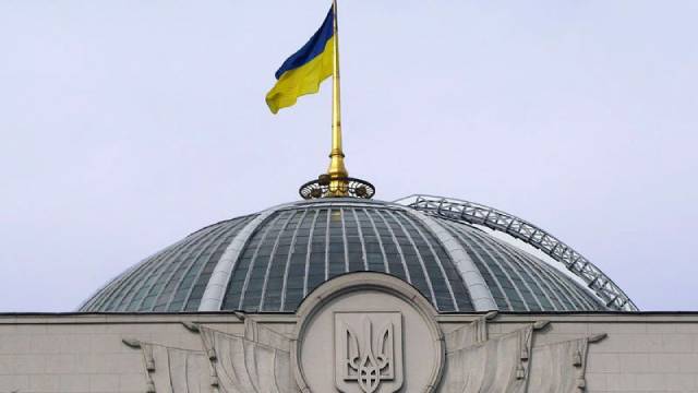 Мітинг євробляхерів: учасники акції зібралися під стінами Ради