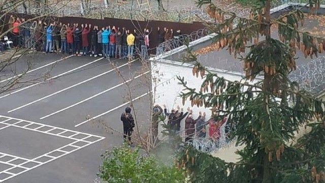 Gazeta Wyborcza: у фашистов были газовые камеры, у Лукашенко — “ковидные”