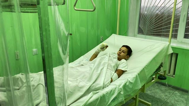 Змусили обирати між вогнем і ударами: підпалений хлопчик з Бердянська про інцидент