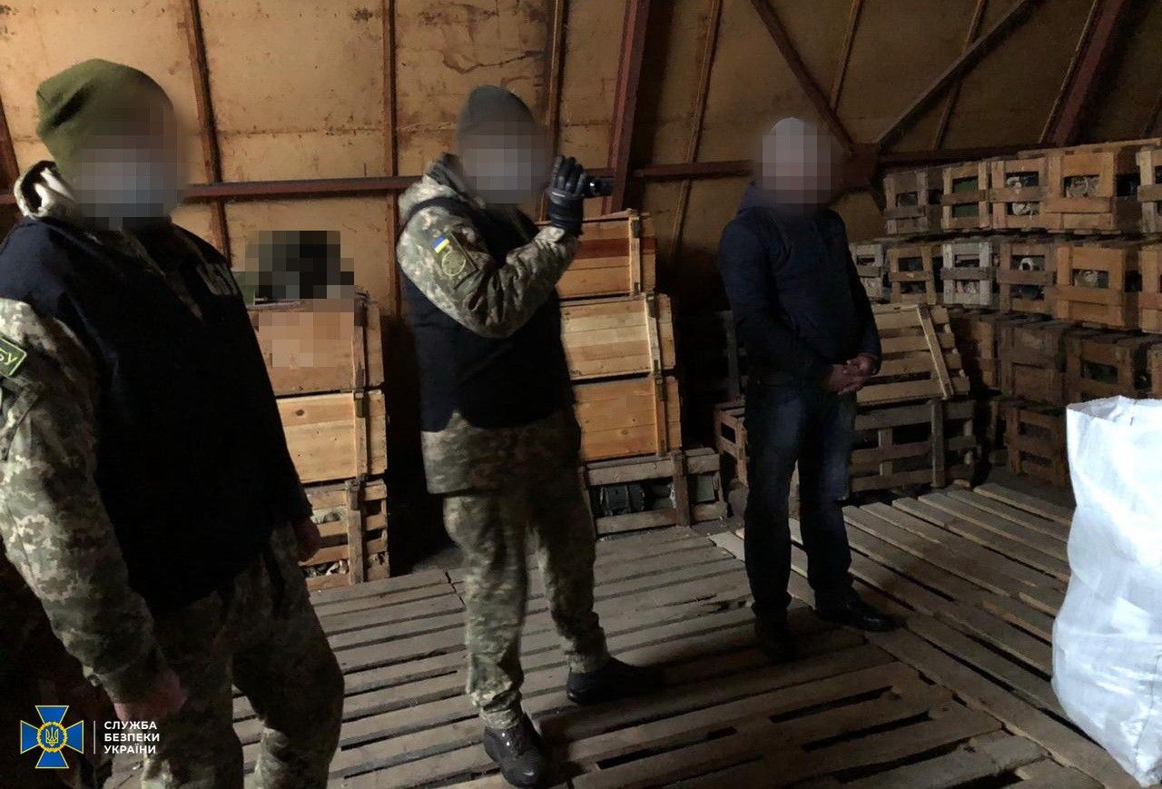 Более 1 млн грн: СБУ разоблачила командования воинской части на присвоены госсредств СБУ разоблачила командования воинской части на присвоены госсредств