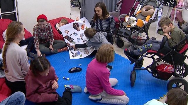 Чого навчають у школі для підлітків з комплексним порушенням розвитку