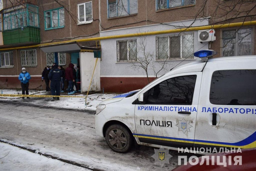 В Донецкой области расследуют тройное убийство В Донецкой области расследуют тройное убийство