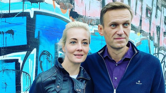 Юлія та Олексій Навальні