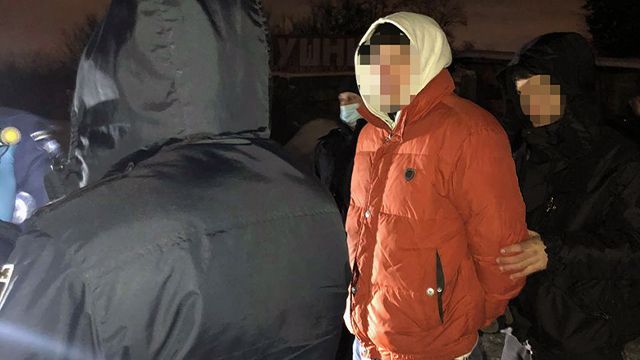 Полиция Киева задержала мужчину с наркотиками на 1,5 млн грн