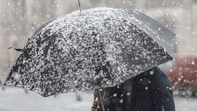 Негода в західній Україні: наслідки та прогноз погоди