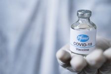 Ефективність, характеристики та особливості: що відомо про вакцину Pfizer