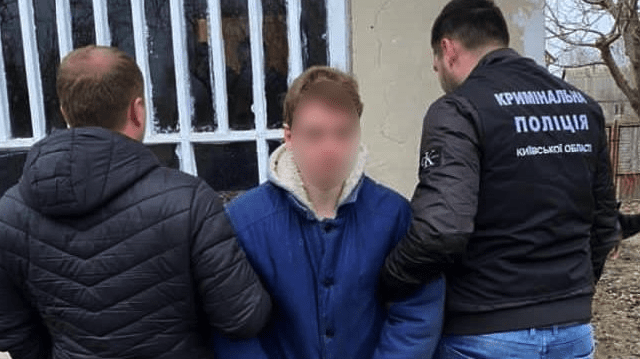 Заради спадку: на Київщині юнак найняв товариша, який зарізав його батька