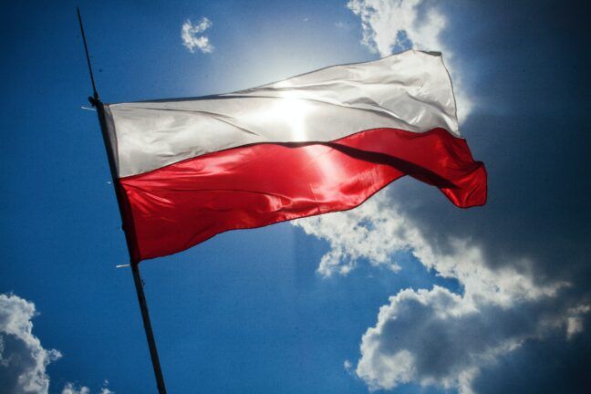 50 компаний и олигархов: Польша ввела санкции против РФ и Беларуси